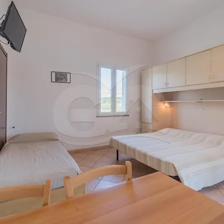 Gli Olmi - Goelba 公寓式酒店 坎普码港