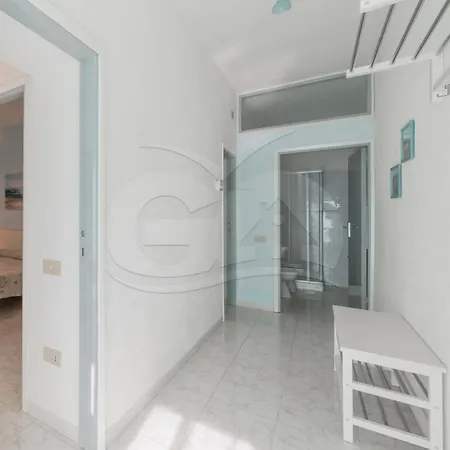 Gli Olmi - Goelba 公寓式酒店 3*