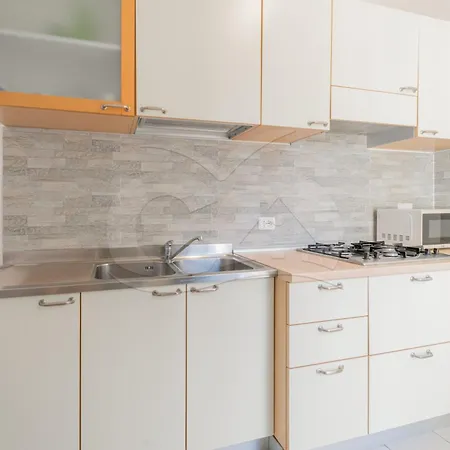 Gli Olmi - Goelba 公寓式酒店