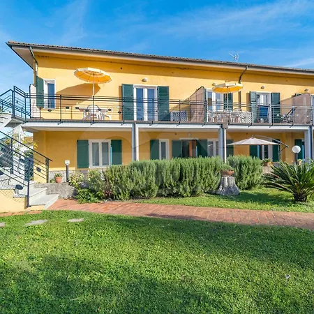 Gli Olmi - Goelba Apartahotel
