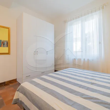 Gli Olmi - Goelba Apartahotel Marina di Campo