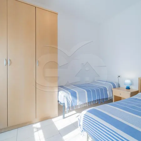 Gli Olmi - Goelba Apartahotel *