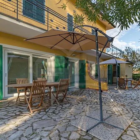 Apartahotel Gli Olmi - Goelba Marina di Campo